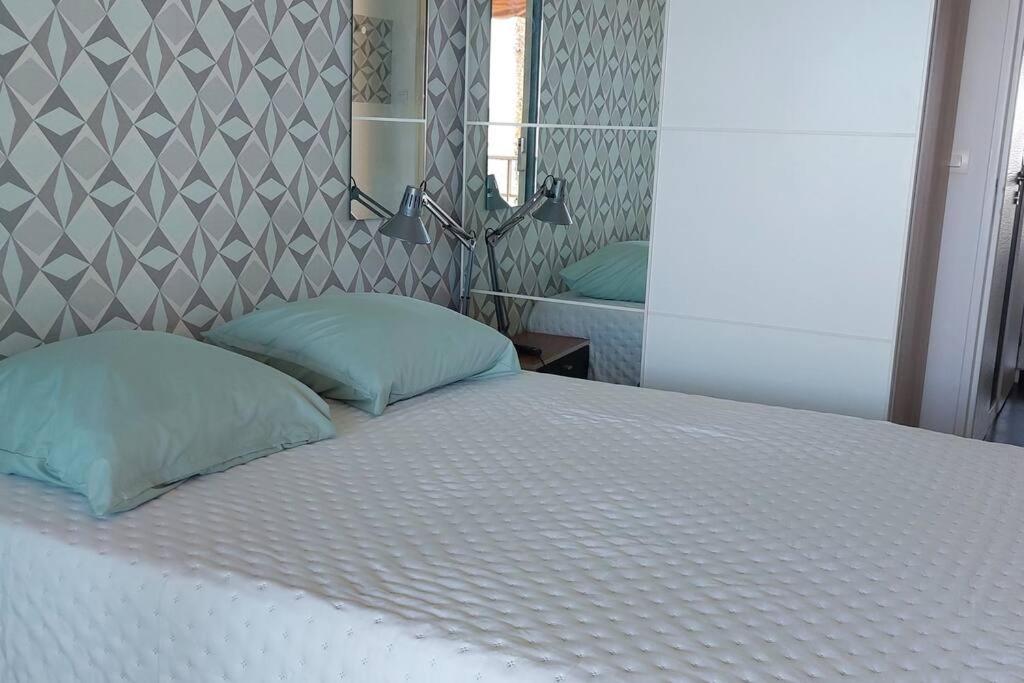 Front De Mer - Emplacement Prise - T2 Moderne Et Climatise - Tout A Pied บ็องโดล ภายนอก รูปภาพ